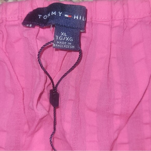 Tommy Hilfiger Pink Top with Puffy Sleeves - Picture 3 of 3